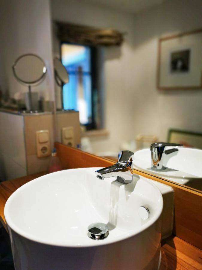 Charmantes Apartment Siebenschlaefer - Ferienwohnung Cafe 7 Weida المظهر الخارجي الصورة