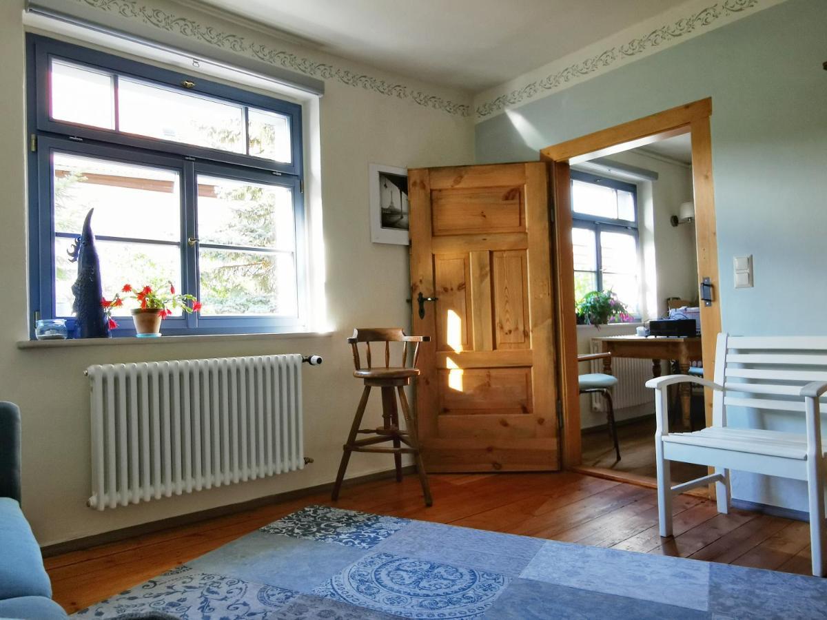 Charmantes Apartment Siebenschlaefer - Ferienwohnung Cafe 7 Weida المظهر الخارجي الصورة